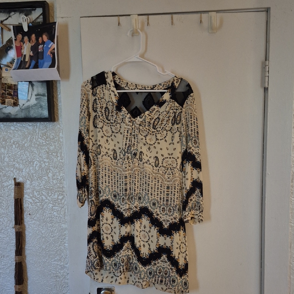 Gypsy 05 Black and Cream Patterned Tunic